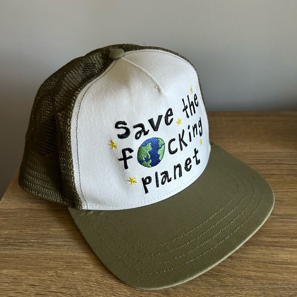 Trucker hat